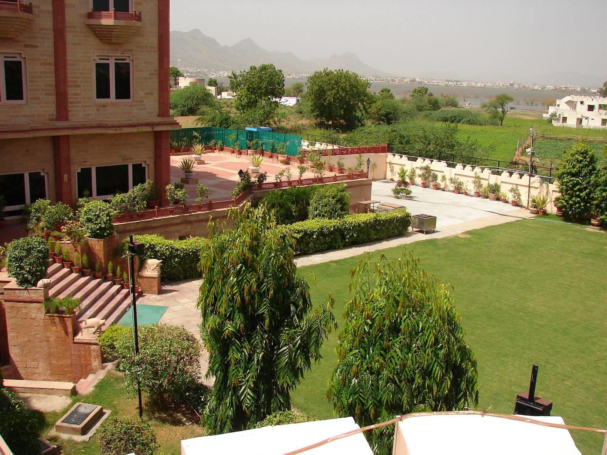 Mansingh Palace, Ajmer Exterior photo